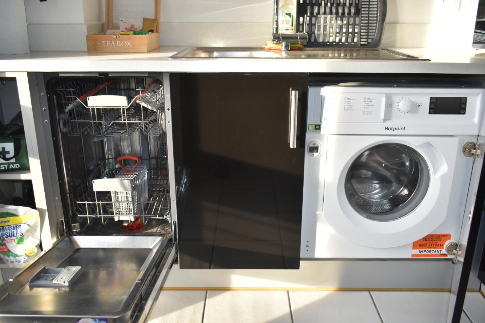 Luxury 2 Bedroom Northampton Townhouse With Balcony Εξωτερικό φωτογραφία